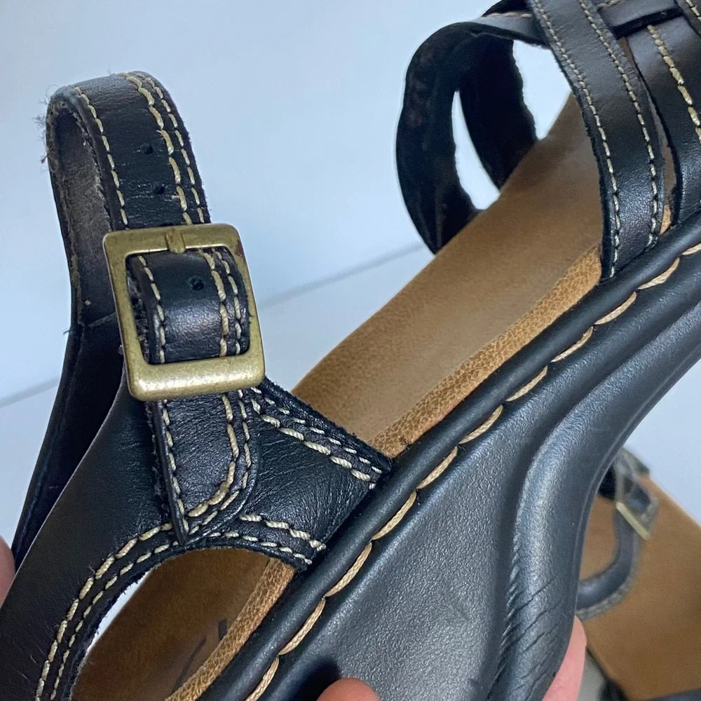 Clarks Bendables Black Leather Wedge Sandals Strappy Comfort 60233 Womens 7.5M